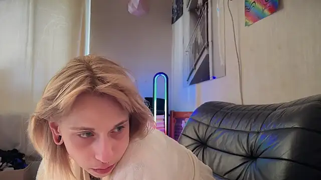 Snapshot of Mannarie_Madsinn chatting on 21, 3, 2025 Mannarie Madsinn online show from 21, 3, 2025