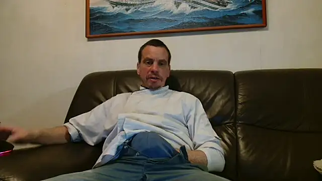 Snapshot of cloupefun chatting on 15, 4, 2026 cloupefun online show from 15, 4, 2026