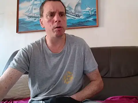 Snapshot of cloupefun chatting on 25, 5, 2026 cloupefun online show from 25, 5, 2026