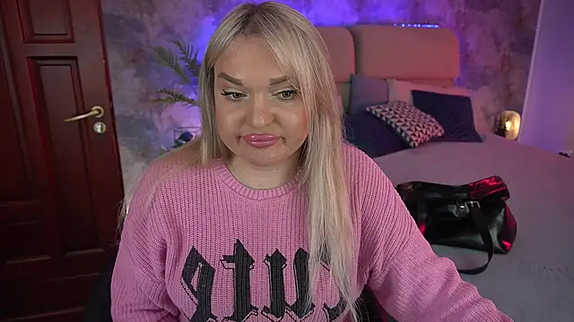 MissyMartinez online show from 17, 3, 2025