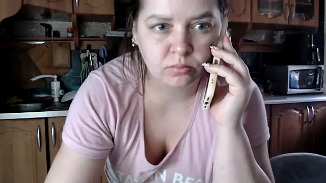 uliastar online show from 17, 2, 2026