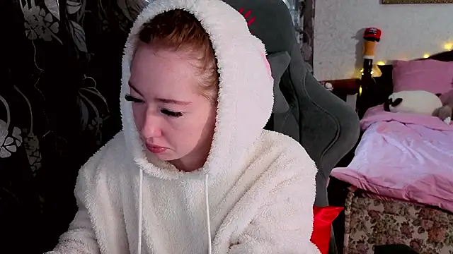 Snapshot of TinaBrook chatting on 12, 2, 2026 TinaBrook online show from 12, 2, 2026