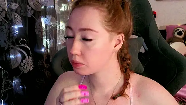 Snapshot of TinaBrook chatting on 24, 2, 2026 TinaBrook online show from 24, 2, 2026