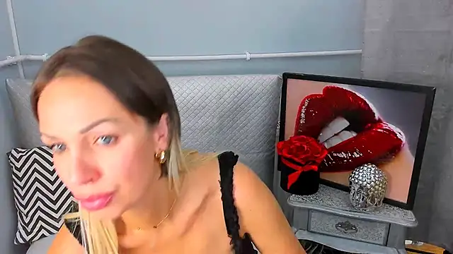 PamelaFlowers online show from 11, 9, 2025