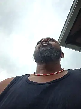 Snapshot of douksm chatting on 1, 3, 2026 douksm online show from 1, 3, 2026