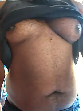 Snapshot of douksm chatting on 8, 3, 2026 douksm online show from 8, 3, 2026