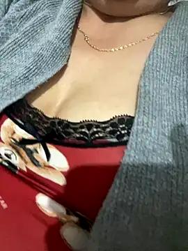 Snapshot of iloss2 chatting on 25, 10, 2025 iloss2 online show from 25, 10, 2025