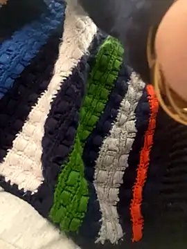 Snapshot of iloss2 chatting on 12, 11, 2025 iloss2 online show from 12, 11, 2025