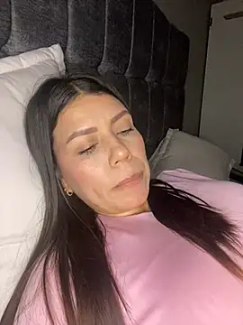 Snapshot of martina_contreras chatting on 14, 2, 2026 martina contreras online show from 14, 2, 2026