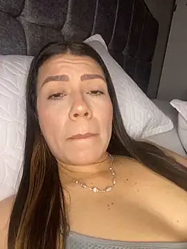 Snapshot of martina_contreras chatting on 22, 2, 2026 martina contreras online show from 22, 2, 2026