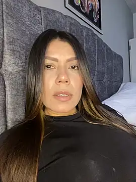 Snapshot of martina_contreras chatting on 1, 3, 2026 martina contreras online show from 1, 3, 2026