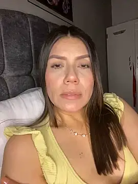 Snapshot of martina_contreras chatting on 16, 4, 2026 martina contreras online show from 16, 4, 2026