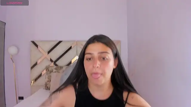 Snapshot of kylie_reyes chatting on 12, 5, 2026 kylie reyes online show from 12, 5, 2026