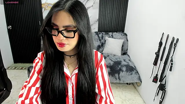 Snapshot of criss_21_ chatting on 7, 2, 2026 criss 21 online show from 7, 2, 2026