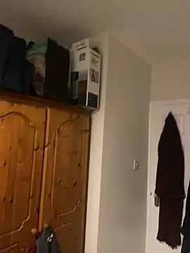 C Huntsman online show from 4, 2, 2025