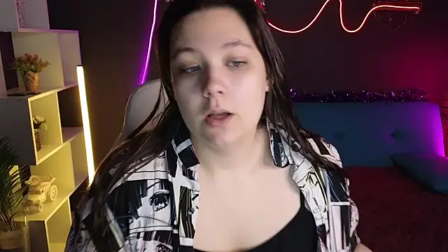 DjennaPalme online show from 5, 1, 2025