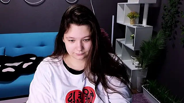 DjennaPalme online show from 15, 1, 2025