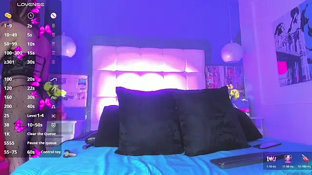 cinthya walker1 online show from 17, 2, 2026