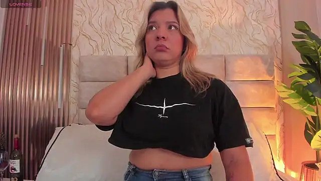 Snapshot of Gaia_Stone chatting on 27, 3, 2026 Gaia Stone online show from 27, 3, 2026