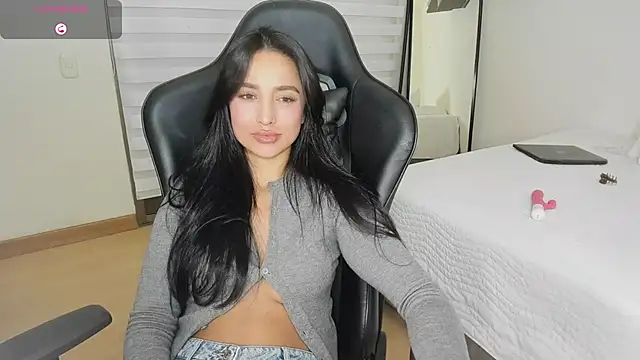 EvaMoet online show from 7, 2, 2026