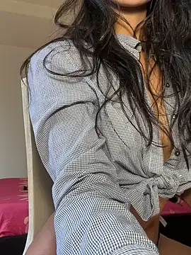 EvaMoet online show from 8, 4, 2026