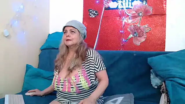 liliimilf online show from 25, 5, 2026