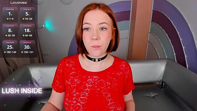 Snapshot of Pretty_Alison chatting on 12, 12, 2024 Pretty Alison online show from 12, 12, 2024