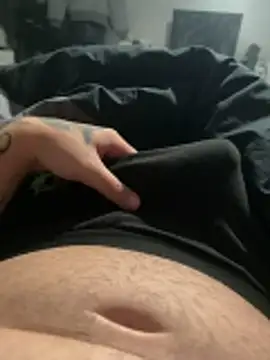 Snapshot of spritzerboy23 chatting on 18, 12, 2025 spritzerboy23 online show from 18, 12, 2025