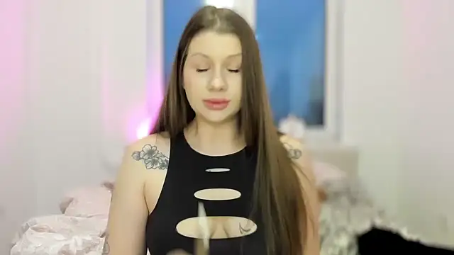 JuicyHelenX online show from 11, 11, 2025