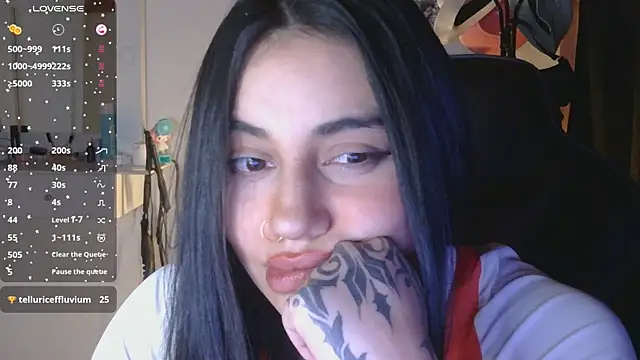 Snapshot of val_bardot chatting on 14, 6, 2026 val bardot online show from 14, 6, 2026