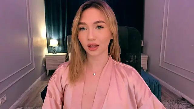 Snapshot of GracefulLook chatting on 25, 1, 2025 GracefulLook online show from 25, 1, 2025