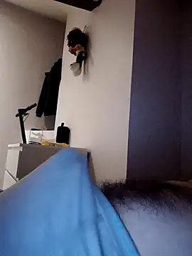 Snapshot of Alainsolo chatting on 12, 9, 2025 Alainsolo online show from 12, 9, 2025