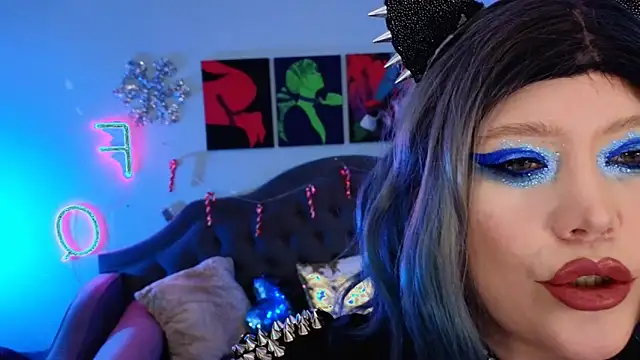 wickedxqueen online show from 28, 12, 2024