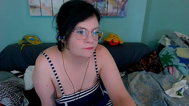 EverlyRays online show from 12, 4, 2026