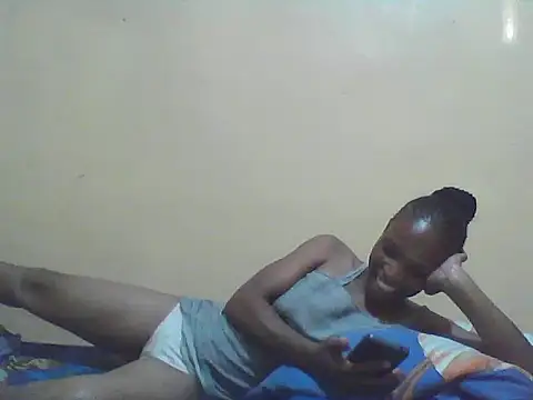 Smillie prety online show from 2, 12, 2025