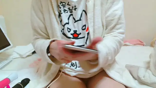 Snapshot of liliyRiSAcha-n chatting on 23, 1, 2025 liliyRiSAcha-n online show from 23, 1, 2025