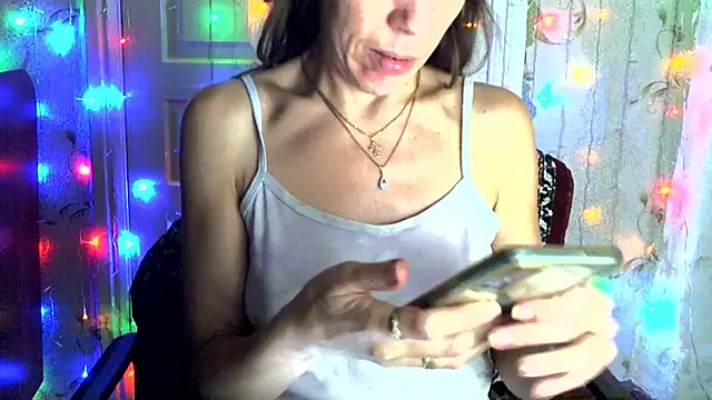 Ladywinter online show from 6, 11, 2025