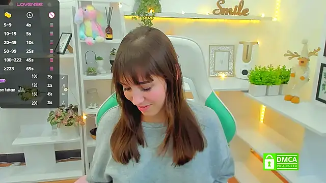  Eliizabeth  online show from 1, 2, 2025