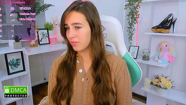  Eliizabeth  online show from 22, 10, 2025