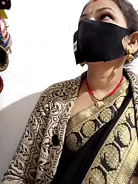 Snapshot of Riyaa-Devi chatting on 29, 12, 2024 Riyaa-Devi online show from 29, 12, 2024