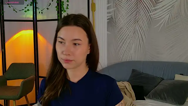 Marie Diaze online show from 15, 6, 2026
