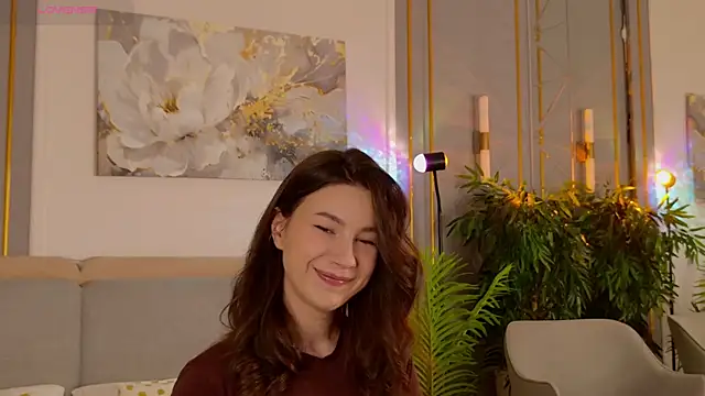 Marie Diaze online show from 8, 7, 2026