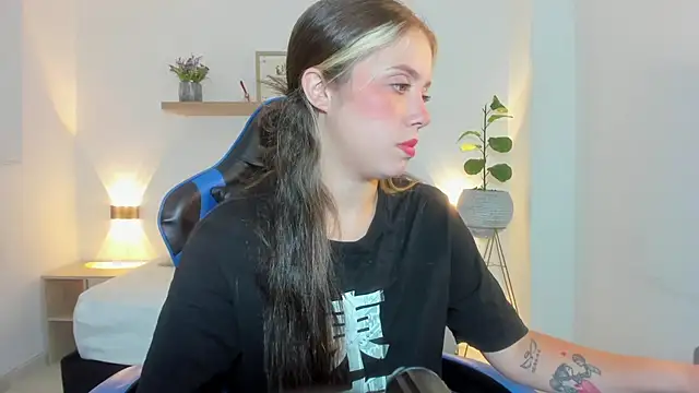 Snapshot of nataly_rodri chatting on 18, 7, 2026 nataly rodri online show from 18, 7, 2026