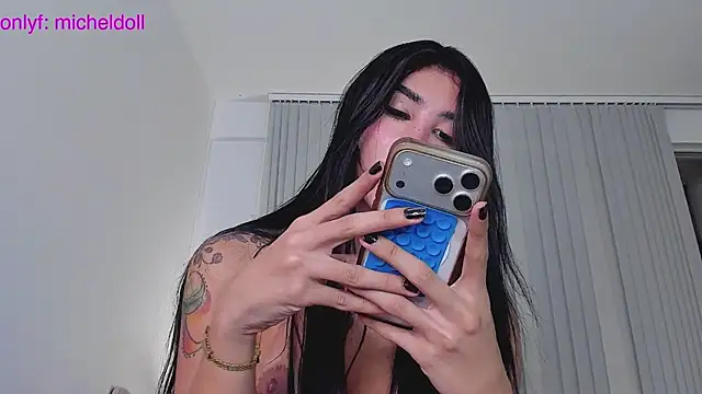 Snapshot of GarciaMilu chatting on 7, 7, 2026 GarciaMilu online show from 7, 7, 2026