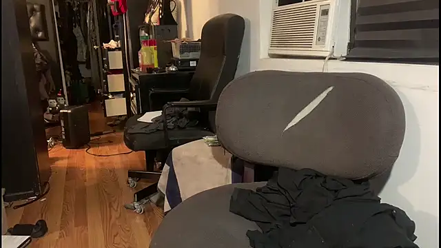 Snapshot of leanjamesdean chatting on 5, 12, 2024 leanjamesdean online show from 5, 12, 2024