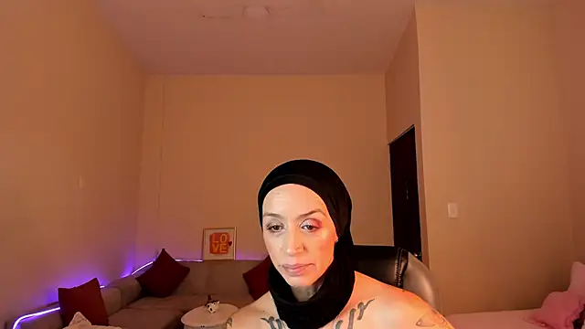 Snapshot of Kristen_Garner chatting on 1, 7, 2026 Kristen Garner online show from 1, 7, 2026
