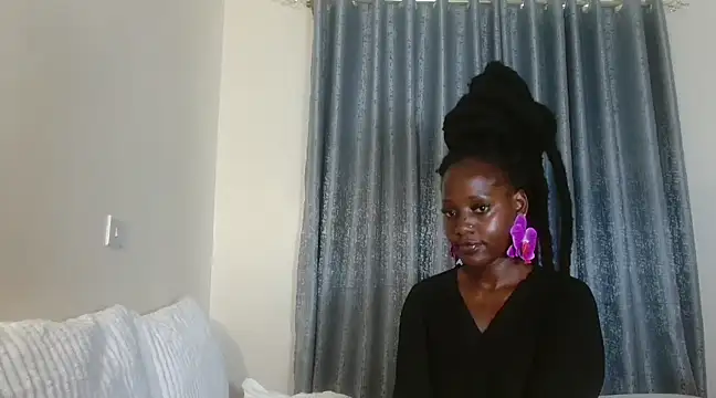 Elegant Ebony online show from 15, 3, 2025