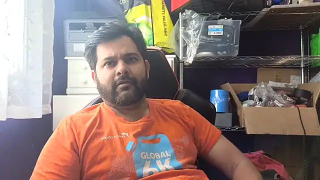 Snapshot of Sakhtlaundaz chatting on 11, 6, 2026 Sakhtlaundaz online show from 11, 6, 2026
