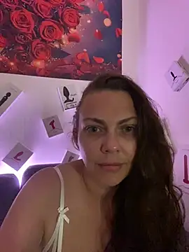 LEAsquirt91 online show from 25, 7, 2026