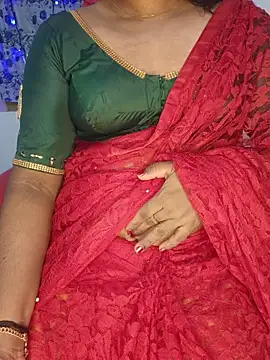 Snapshot of Malluivaniya chatting on 3, 7, 2026 Malluivaniya online show from 3, 7, 2026